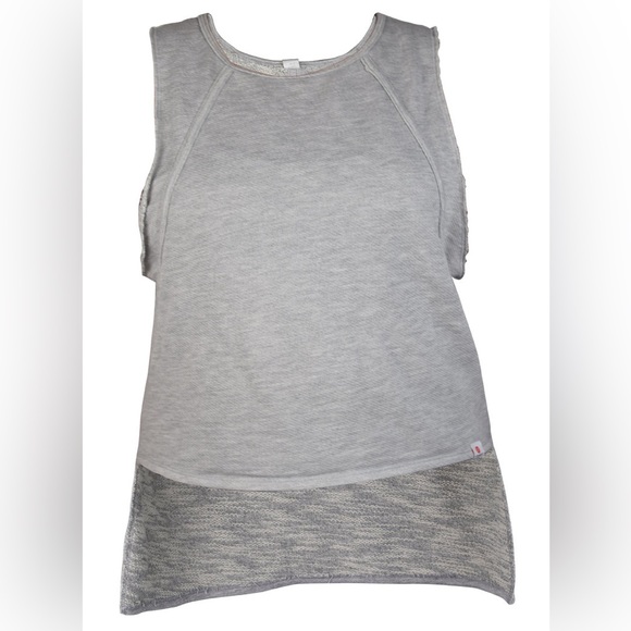 vimmia activewear Tops - VIMMIA activewear high low tank